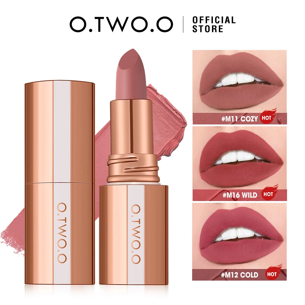 Matte Lipstick: Long-Lasting, Waterproof, and Smudge-Free
