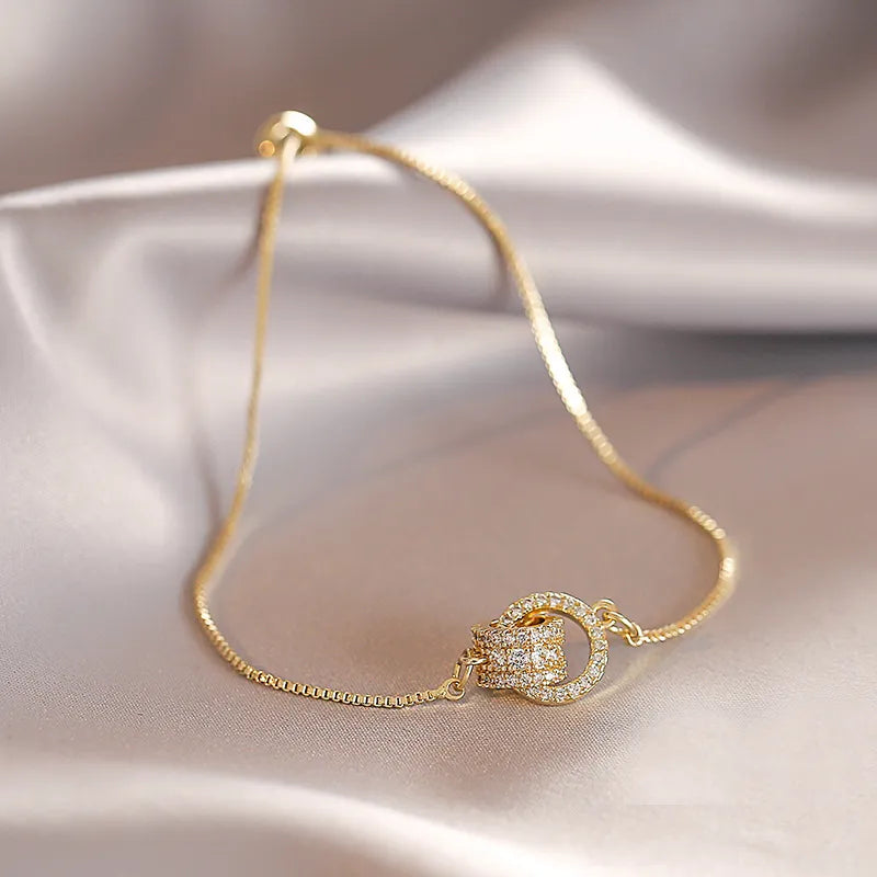 "2023 Classic Design Ring Interlocking Gold Charm Bracelet"