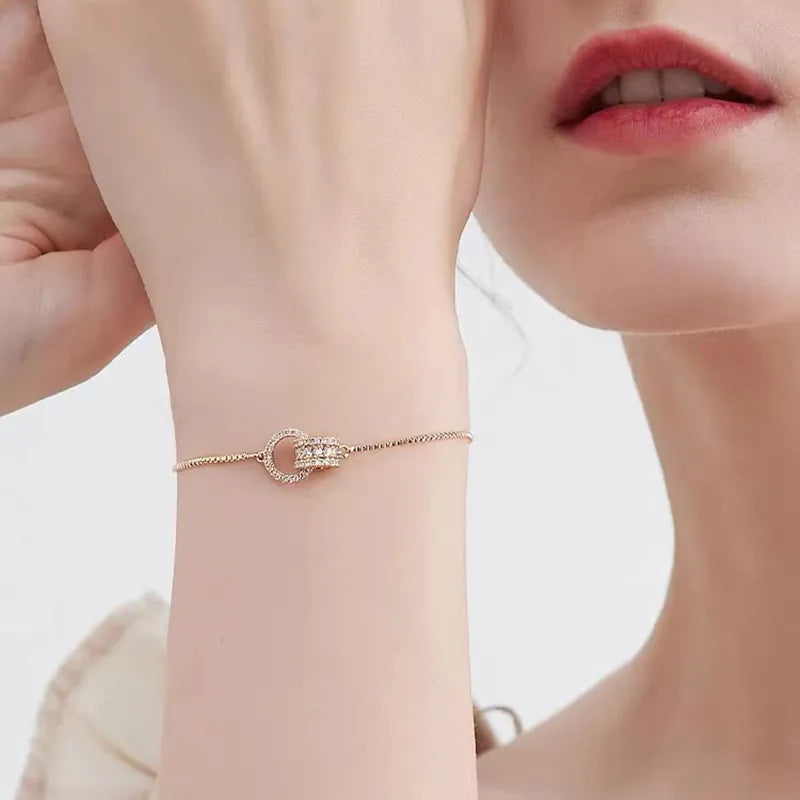 "2023 Classic Design Ring Interlocking Gold Charm Bracelet"