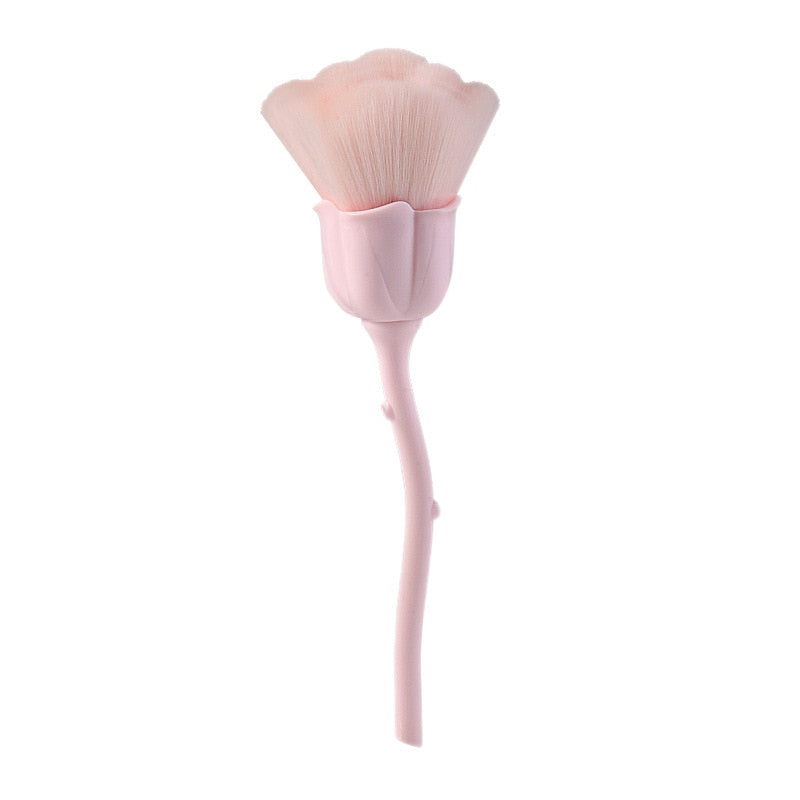 Multifunction Flower Brush For Beginners Can Be Used For Blush and Powder brush to meet different makeup needs