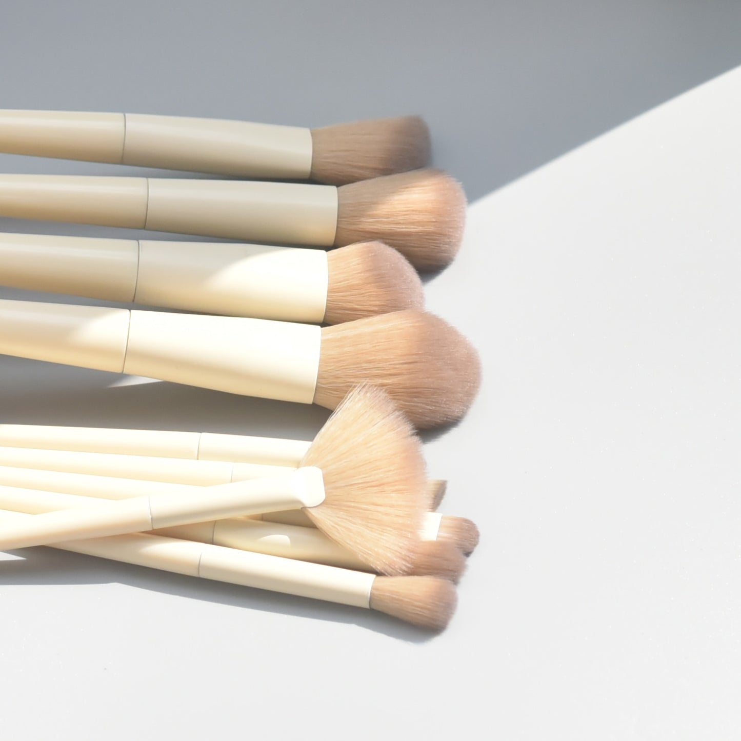 Premium Makeup Brushes Set Eye Shadow Foundation Powder Blush Blending Make Up beauty Tool
