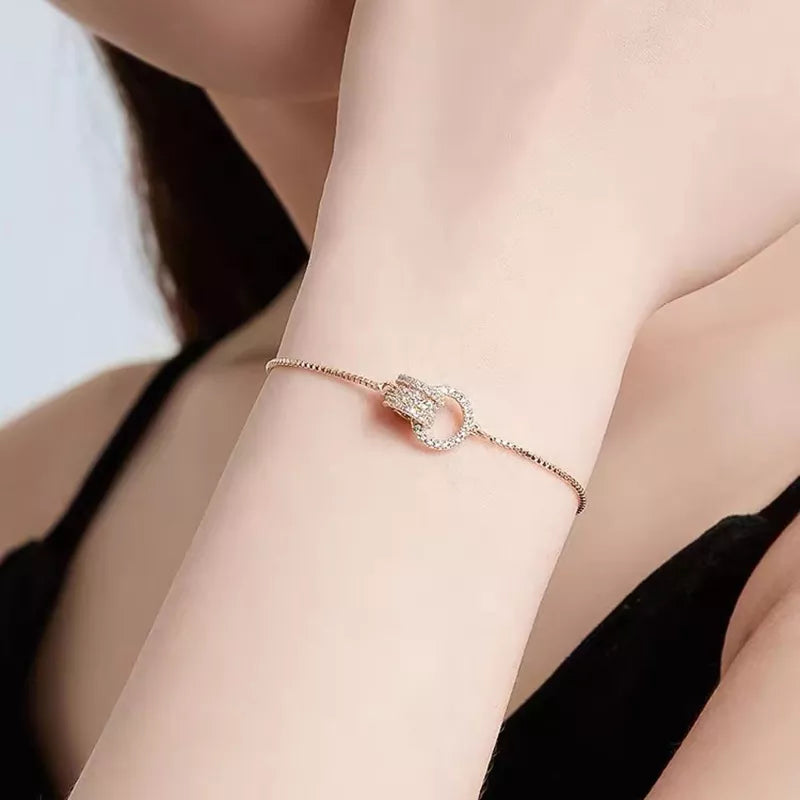 "2023 Classic Design Ring Interlocking Gold Charm Bracelet"
