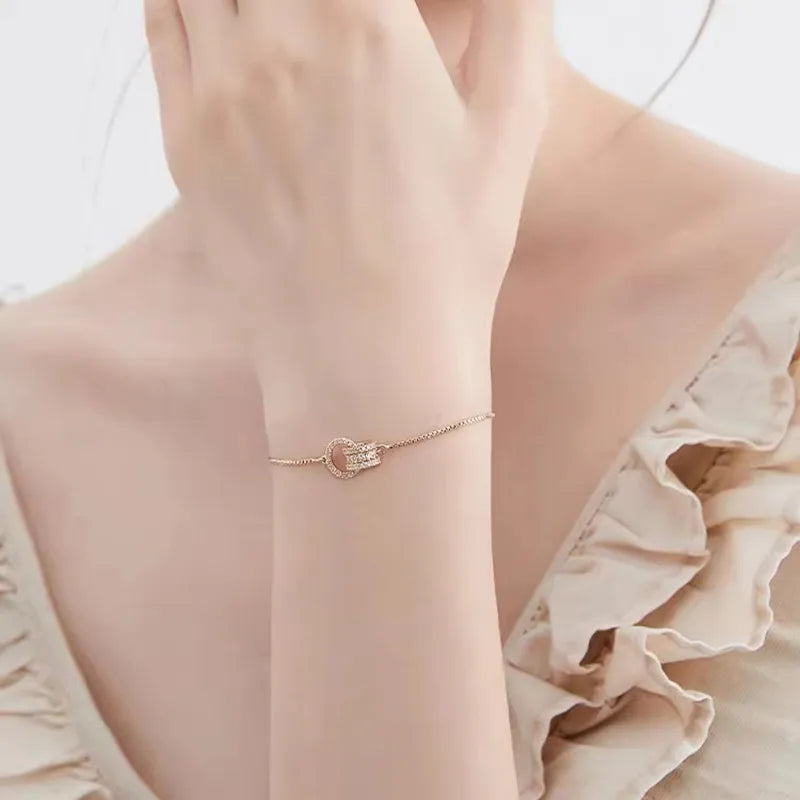 "2023 Classic Design Ring Interlocking Gold Charm Bracelet"